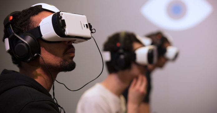 La-realidad-virtual-es-la-nueva-fuente-de-ingresos